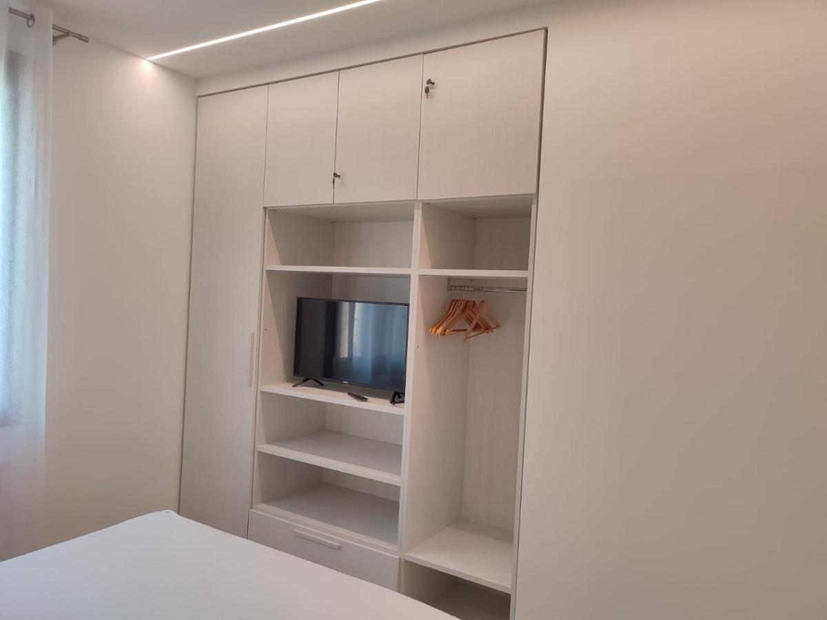 Al Ponte Design Apartment Конельяно Екстер'єр фото
